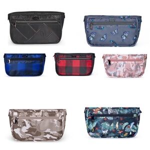 Lug Parasail Cosmetic Case NWT